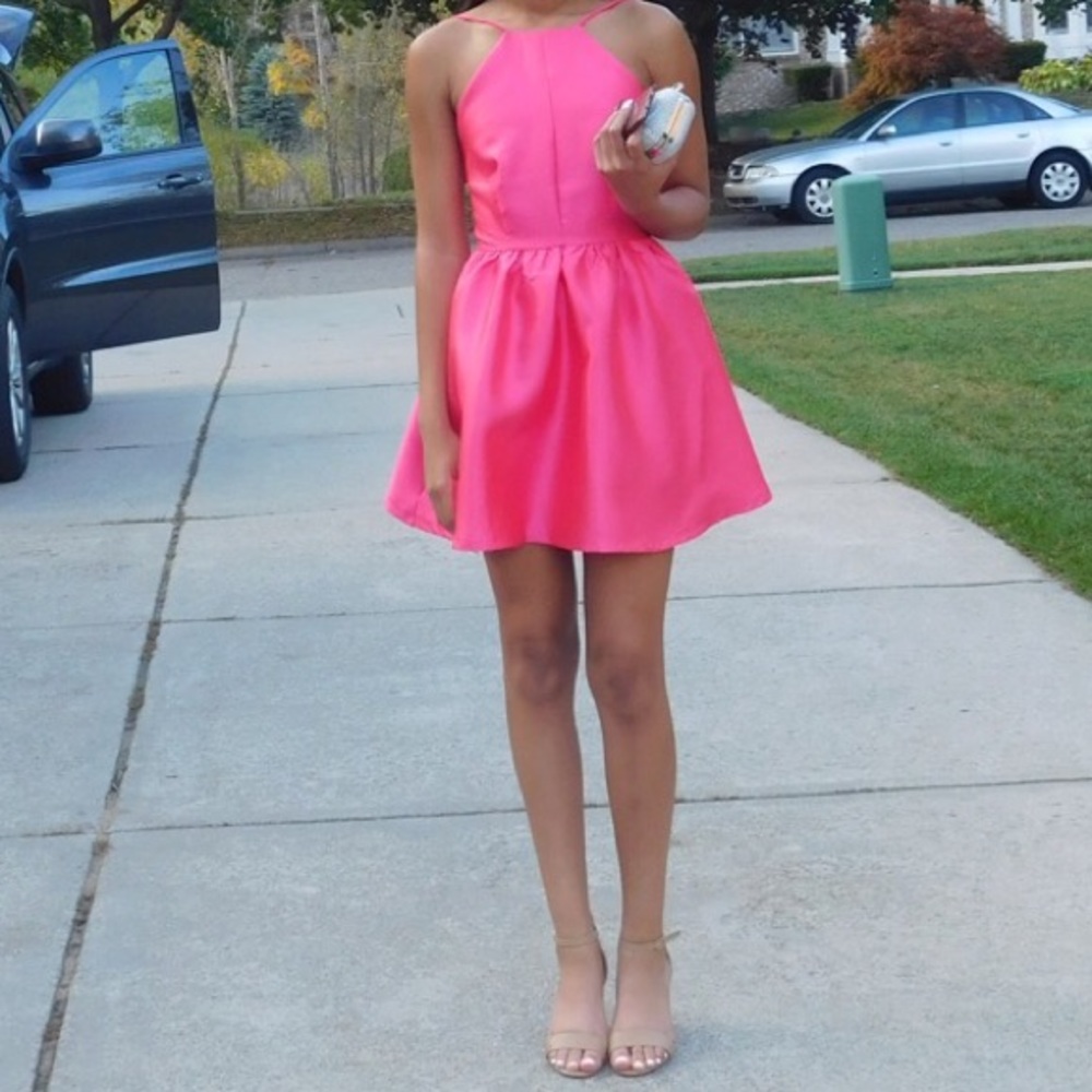 Fashion Nova pink party dress